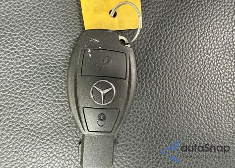 2023 Mercedes-Benz Metris из США, поврежденный, VIN W1WV0FEY2P4332245